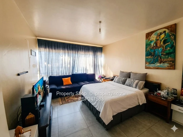 Avenues Bachelor Flat