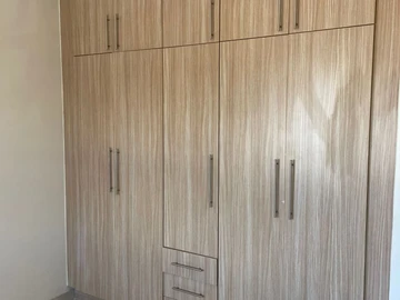 3 Bedroom Flat & Apartment