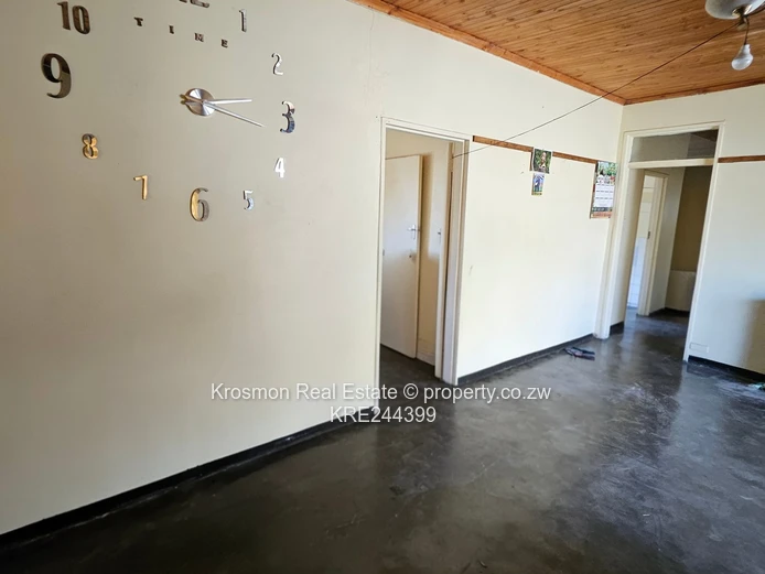 4-Bed Home with 2 bedroomed Flatlet, Garden in Marondera/morningside