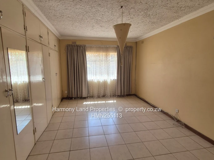Milton House for Rent- 1500 (Sole Mandate)
