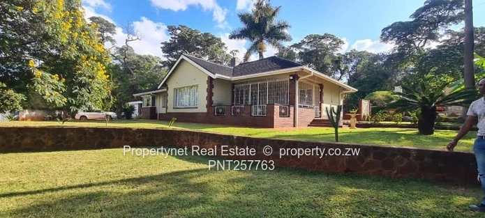 Solid neat family home!!!