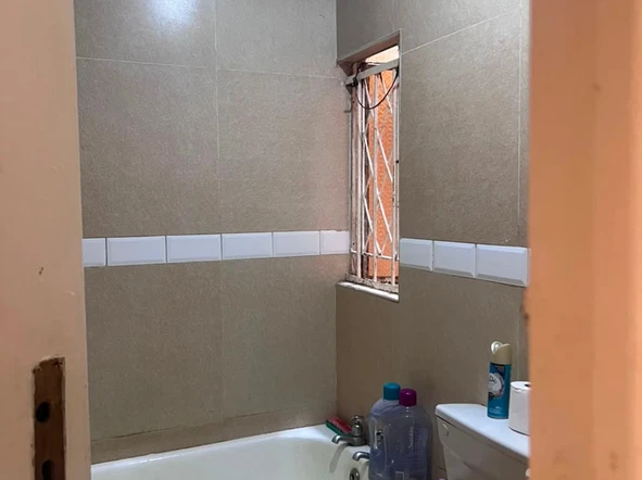 3 Bedroom Flat & Apartment