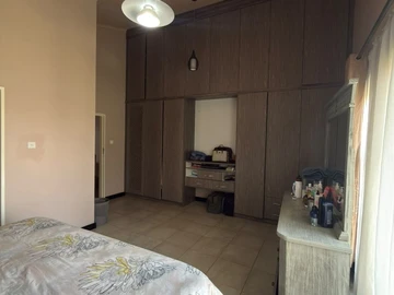 3 Bedroom Flat & Apartment