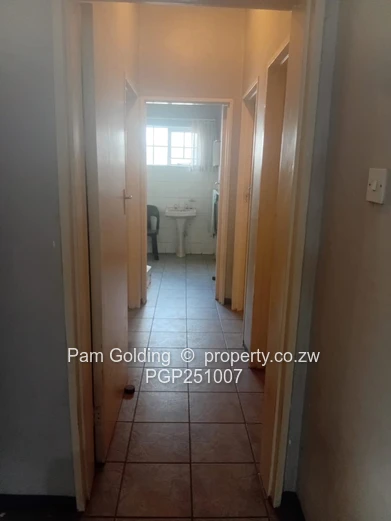 Main Residence And Cottage In Beitbridge
