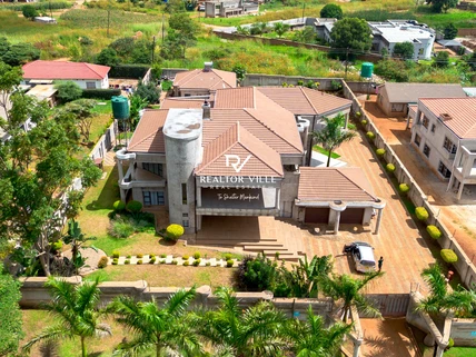 5 Bedroom Houses for Sale in Hogerty Hill, Harare North | 16 listings