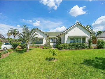 4 Bedroom House For Sale