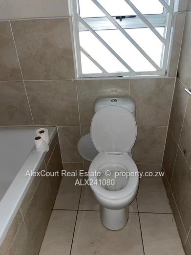 Apartment In A Gated Cluster Community (Sole Mandate)