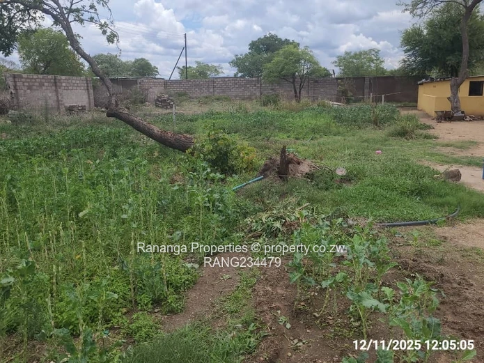 Richmond – Spacious Family Home on 1 Acre | $135,000