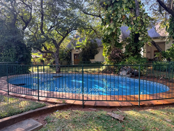 Stunning Property in Old Victoria Falls