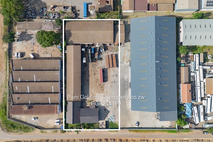 Versatile Industrial Property on 4946sqm