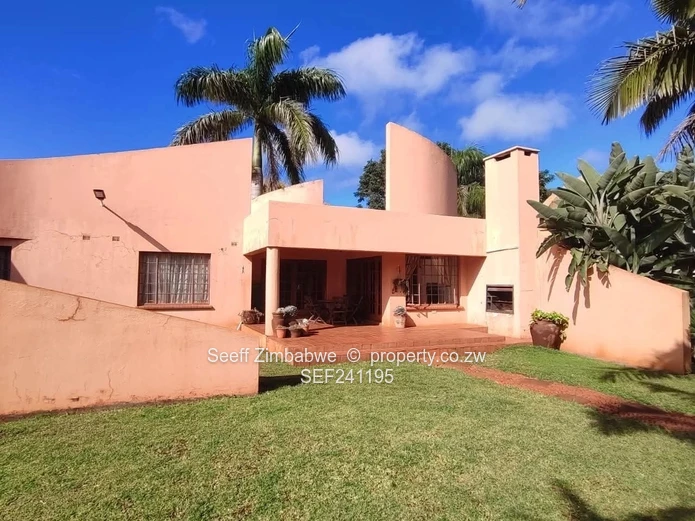 Charming Marlborough 4-Bed with Garden, Borehole & Garage