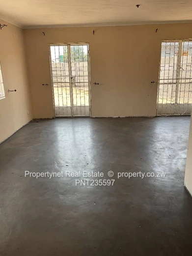 Solid neat family home!!!