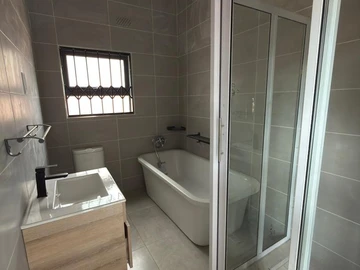 3 Bedroom Garden Flat