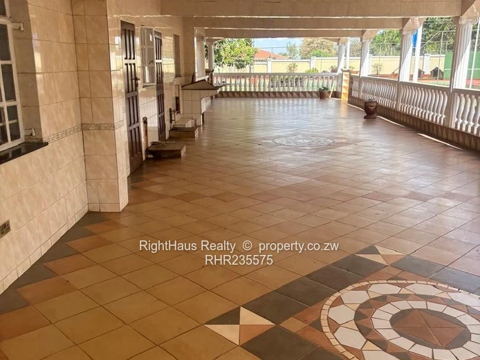 Ambassadorial/ Executive 9 Beds House To Rent