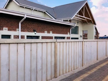 6 Bedroom Townhouse Complex