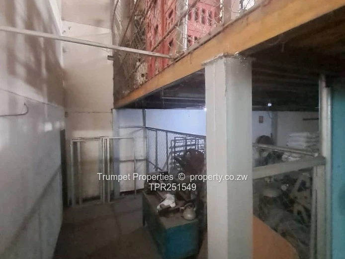 Willowvale Warehouse , near Tobacco Sales Floor For Sale
