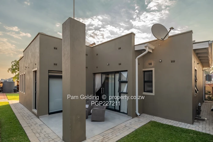 Newly Built Cluster In Exclusive Gated Community