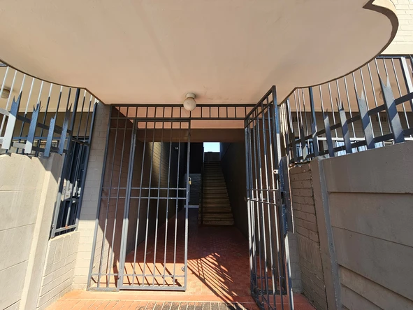 6 Unit Townhouse Complex