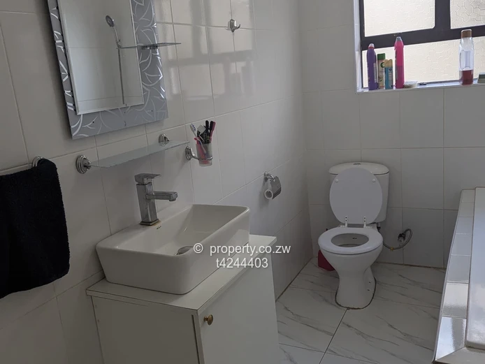 Westlea 2 bedroom cluster apartment to rent 