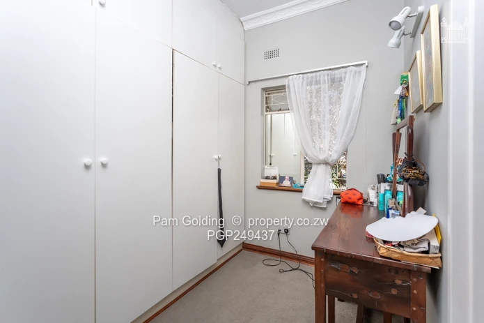 Prime Double-Storey 4-Bedroom Home with Fairway Views (Sole Mandate)