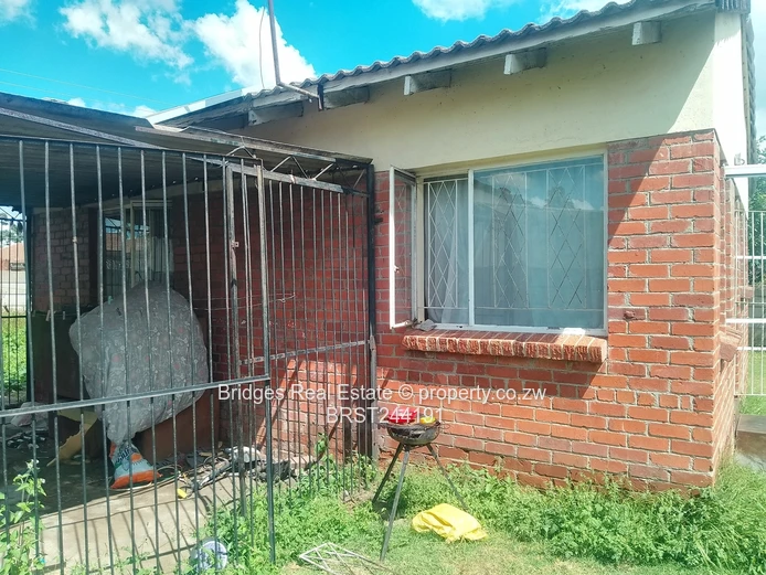 Nice and Neat Starter Home (Sole Mandate)