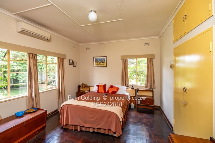 Handsome, High-end House in the Highly Habitable, Historic Hatfield!