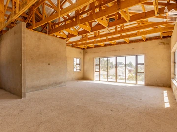 7 Bedroom House