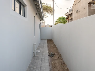 3 Bedroom Flat & Apartment