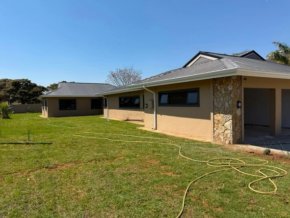 6 Bedroom House
