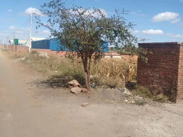 Commercial & Industrial Land