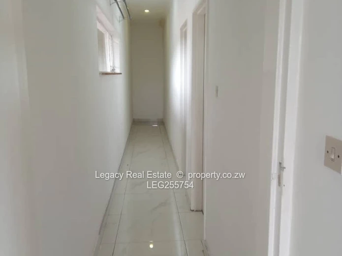 Bright 1-Bed Home in Greendale - Borehole & Modern Tiles