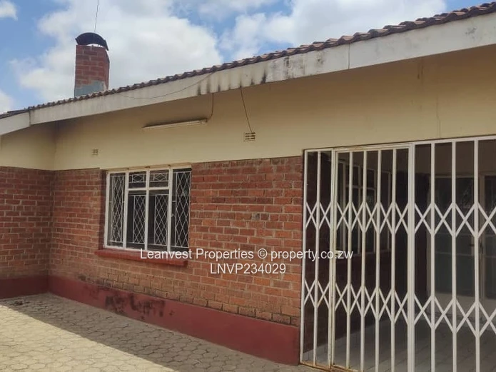 Zimre Park House for sale 