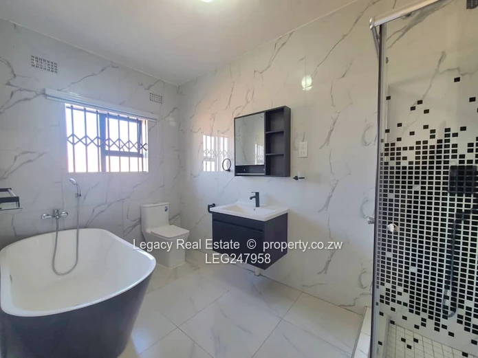 Prime Bluffhill Westgate Rental Opportunity,Stylish And Secure Home For Rent In Bluffhill