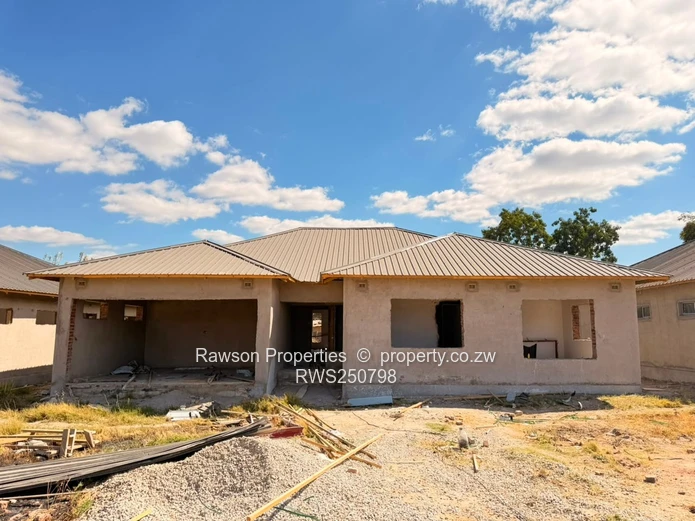Newly Built-4 Bedroom Clusters For Sale