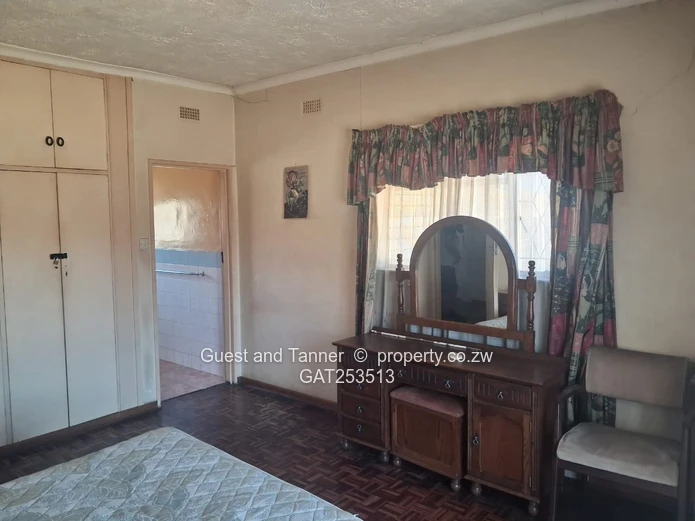 Golden Oldie Spacious Family Home for Sale - Hatfield 