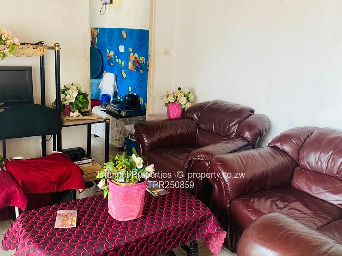 2-Bed Home in Granary Park - Borehole & Garden Oasis
