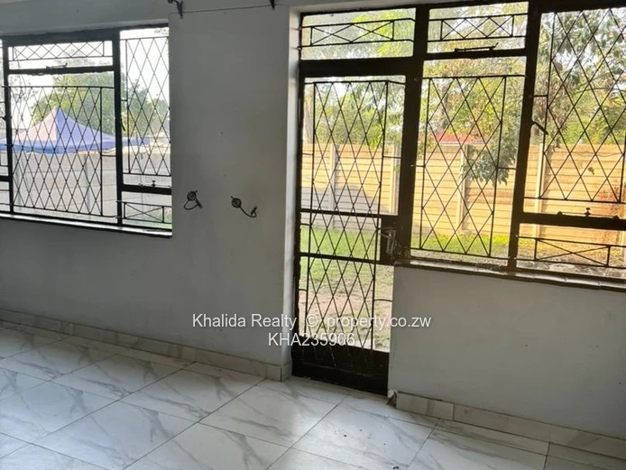 Waterfalls Parktown house for rent 