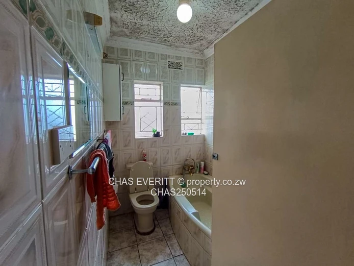 Zimre Park 4 Bedroomed House For Sale