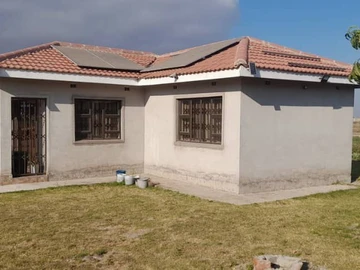 2 Bedroom House