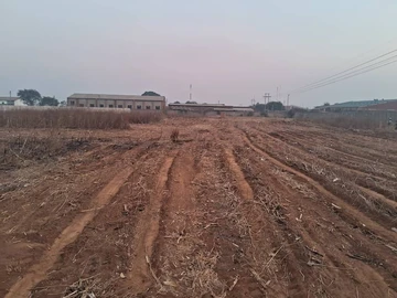 Commercial & Industrial Land