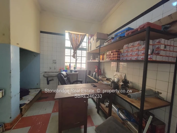 Prime Commercial Bulawayo CBD Townhouse for sale