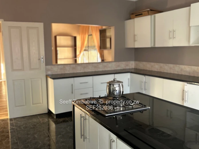 4-Bedroom Family Home for Sale in Pomona – US$330,000