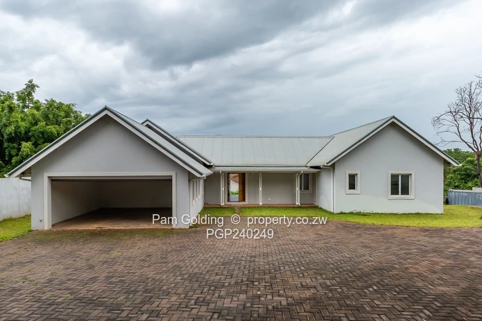 Meadow Brook - where modern living meets uncommon space