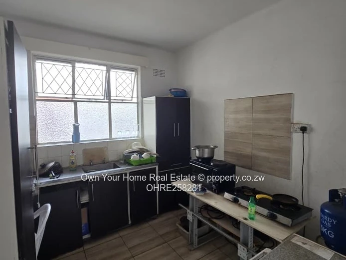 Flat For Rent 