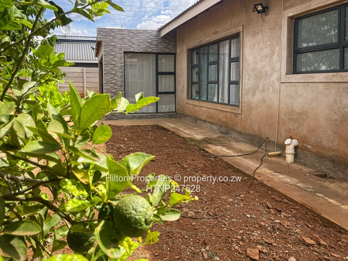 Spacious 4-Bed Home with Solar & Garage in Haydon Park
