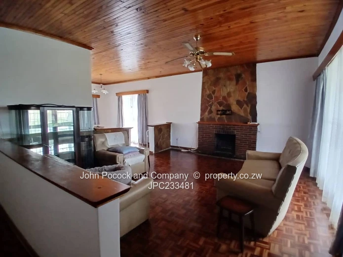 Charming family home in the heart of Woodlands!