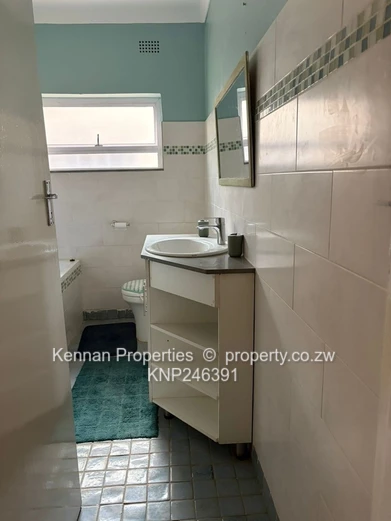  Furnished 3 Bedroom Cottage/Garden Flat to Rent in Helensvale