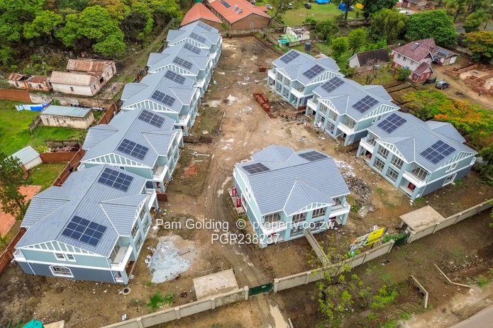 Luxury 4-Bedroom Duplexes in the Heart of Strathaven (Sole Mandate)