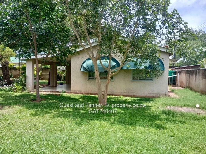 Low-Density Investment Opportunity on 2,100 sqm in Victoria Falls