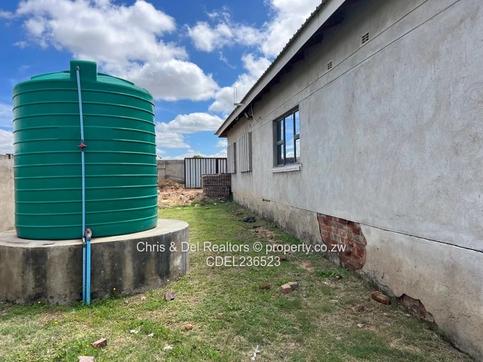 Zengeza 4 - Chitungwiza house for sale